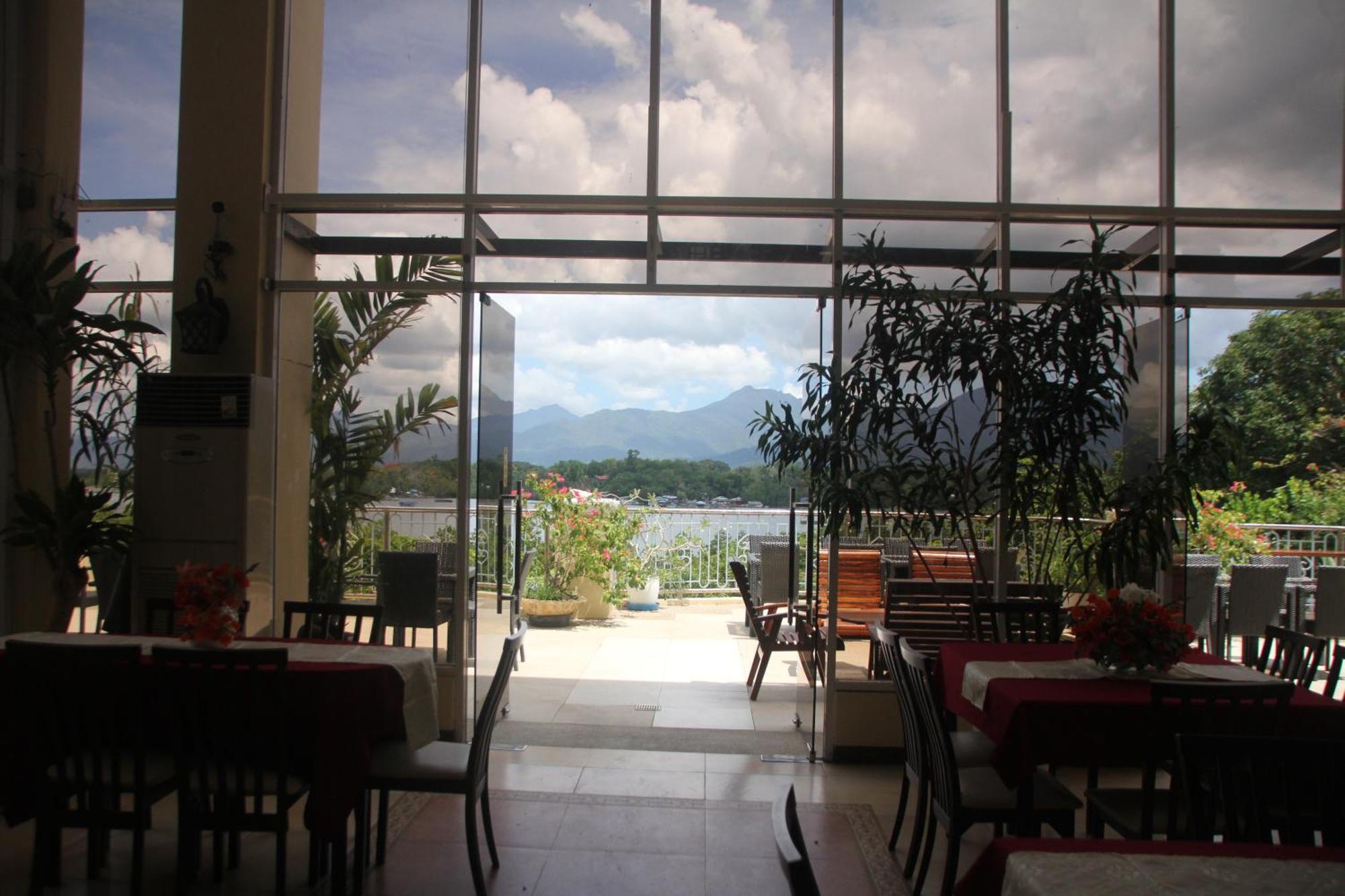 Hotel Palacio Puerto Princesa Exterior foto